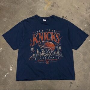 Gildan Navy Blue New York Knicks Graphic Tee new
